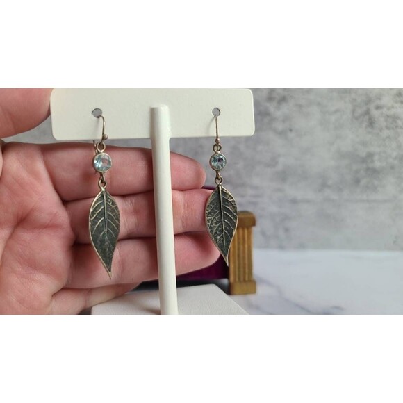 925 Leaf Dangling Topaz Pierced Earrings - Picture 5 of 10